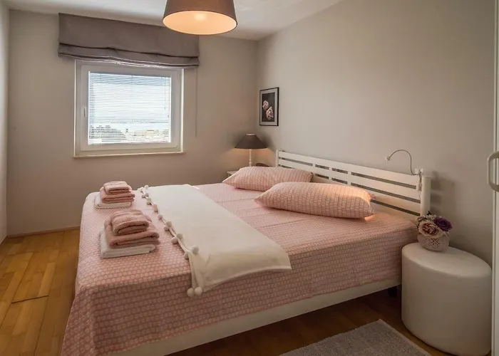 Luna Apartmán *