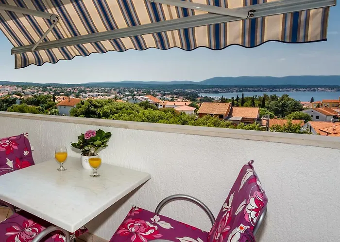 Apartment Luna Malinska
